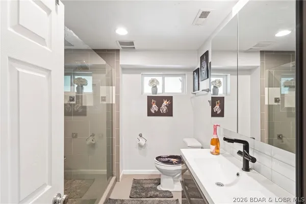 $330,000 | 5303 Sapphire Court, Columbia, MO 65202