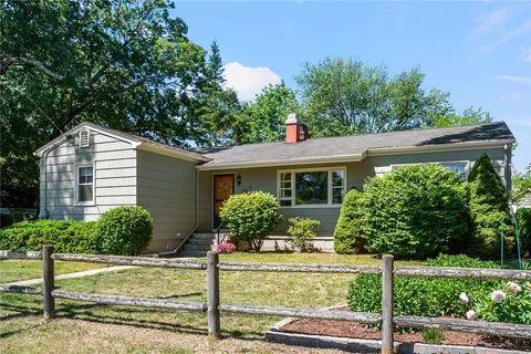 $475,000 | 905 Bullocks Point Avenue, East Providence, RI 02915