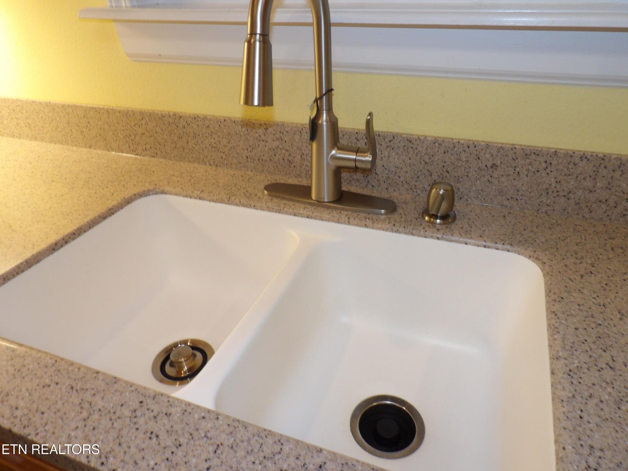 4017 Sioux Road Crossville, TN 38572 - Photo 10 of 36 Gallery Image 10