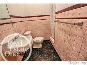 961 Trombley Road Grosse Pointe Park, MI 48230 - Photo 21 of 31