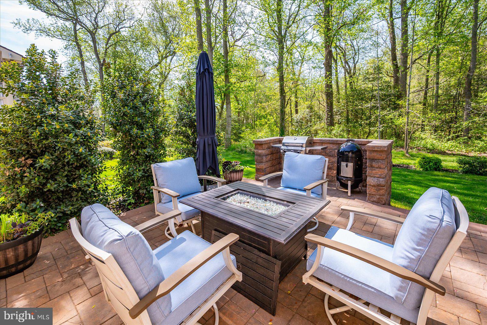 30561 Silverton Road Frankford, DE 19945 - Photo 42 of 60 a view of a patio with a table and chairs