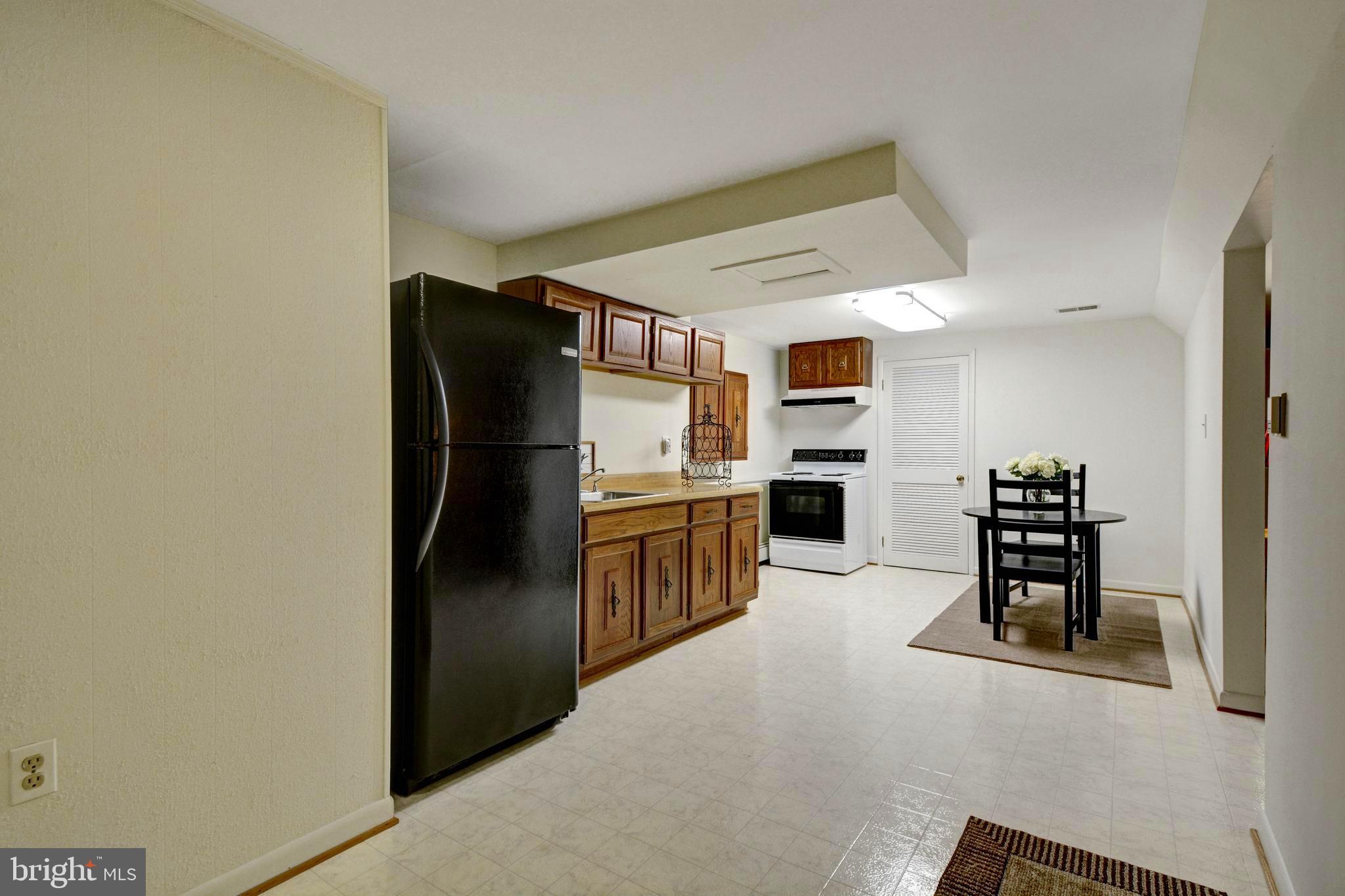 9934 Frederick Road Ellicott City, MD 21042 - Photo 39 of 59 Gallery Image 39