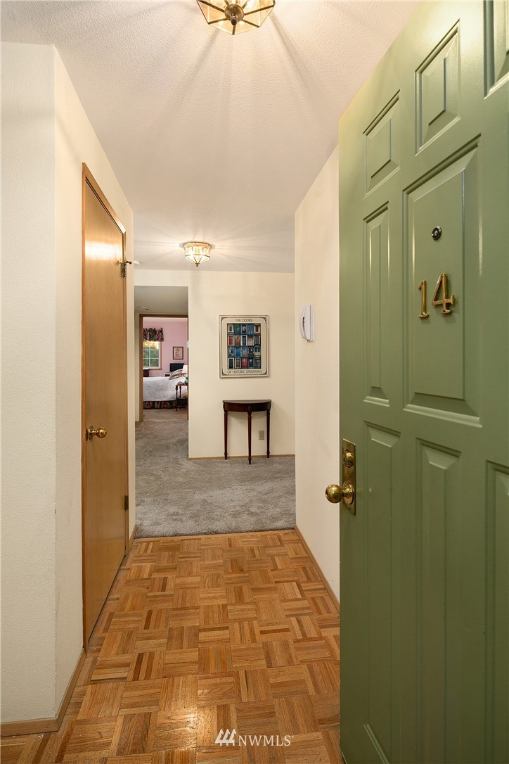 722 North 85th Street, Unit 14 Seattle, WA 98103 - Photo 2 of 15