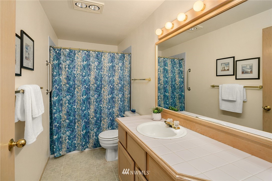 722 North 85th Street, Unit 14 Seattle, WA 98103 - Photo 13 of 15