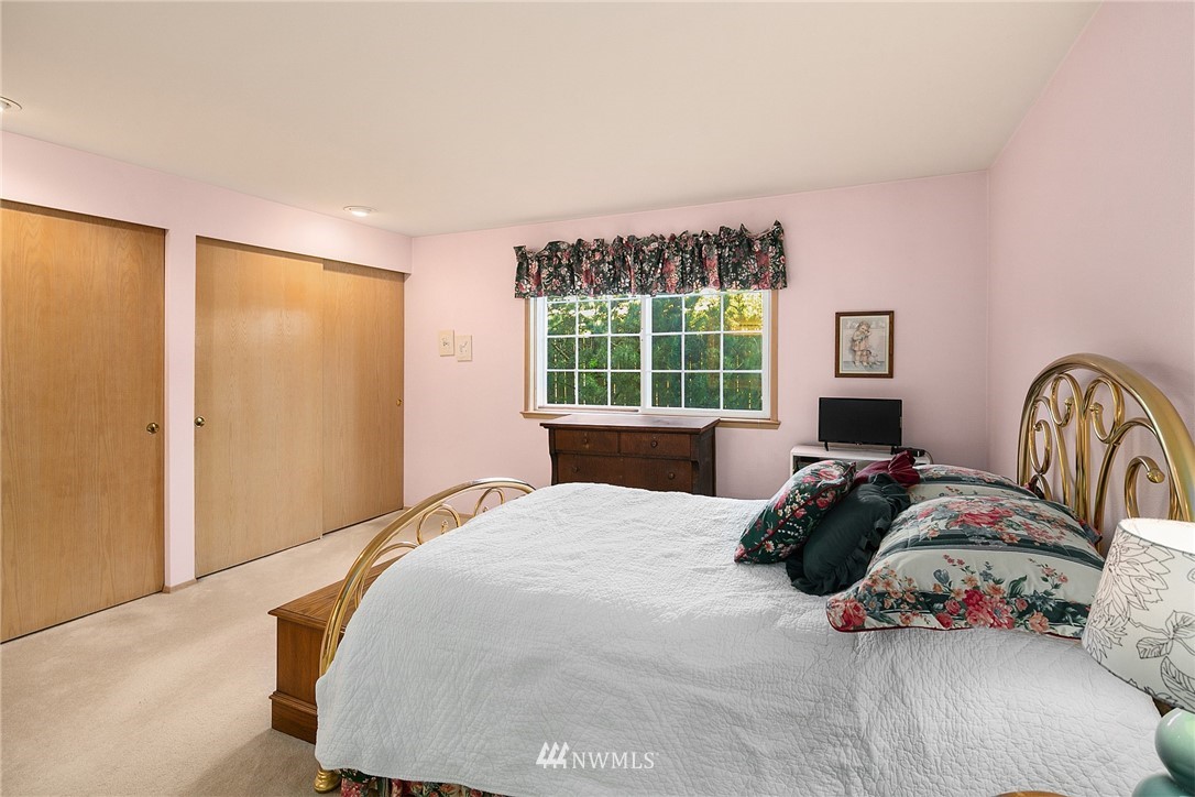 722 North 85th Street, Unit 14 Seattle, WA 98103 - Photo 10 of 15