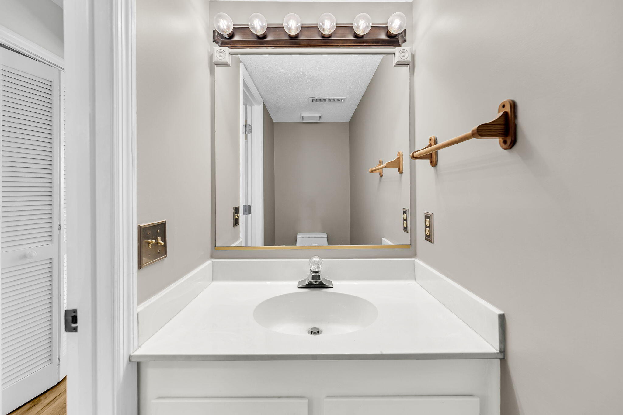 844 North Aylesbury Road Goose Creek, SC 29445 - Photo 18 of 33 CREM - 844 N Aylesbury-21