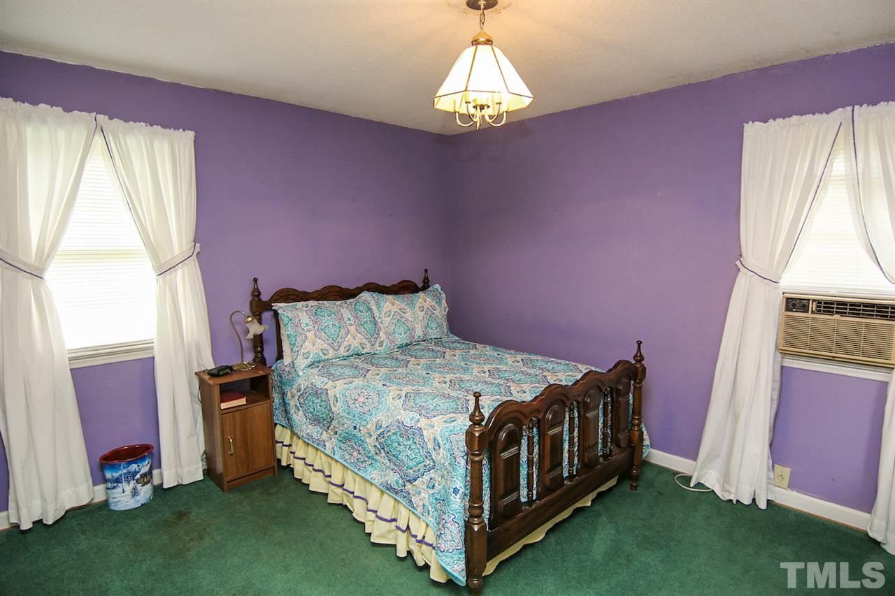 4041 Brogden Road Smithfield, NC 27577 - Photo 14 of 29 Gallery Image 14