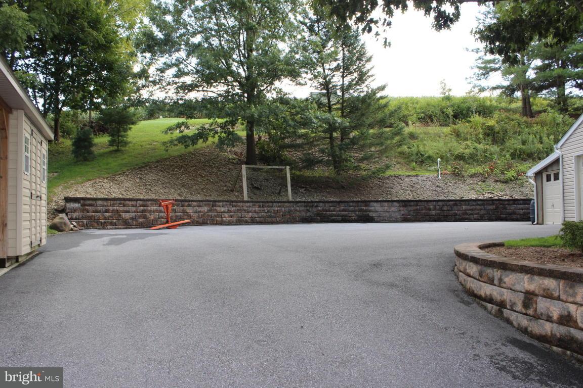 420 Hopeland Road Stevens, PA 17578 - Photo 24 of 38