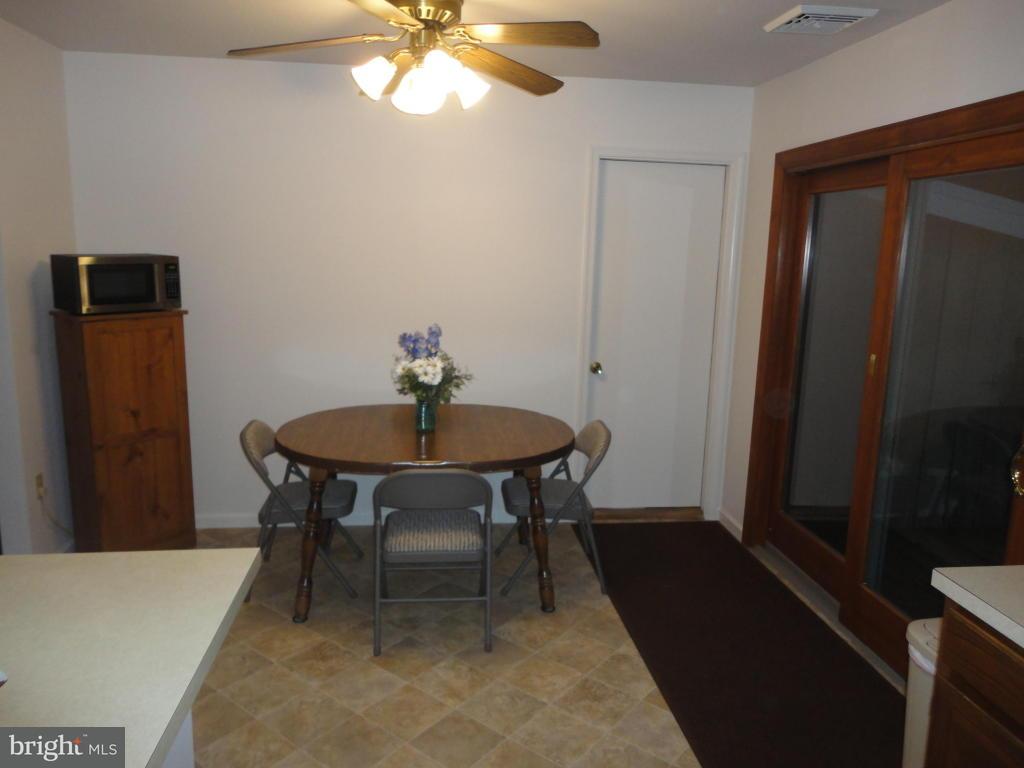 420 Hopeland Road Stevens, PA 17578 - Photo 5 of 38