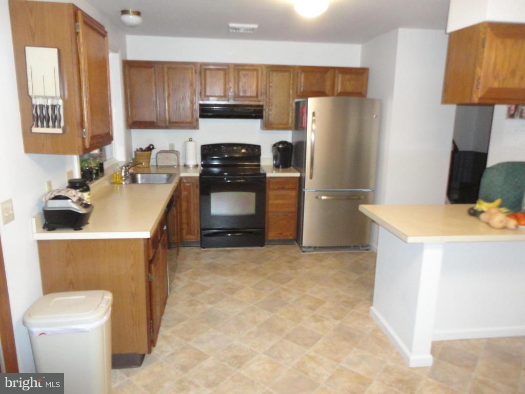 420 Hopeland Road Stevens, PA 17578 - Photo 6 of 38
