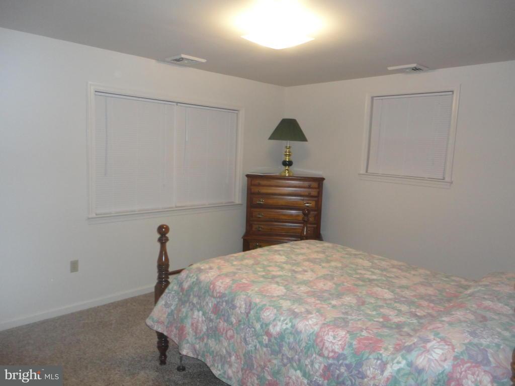 420 Hopeland Road Stevens, PA 17578 - Photo 8 of 38