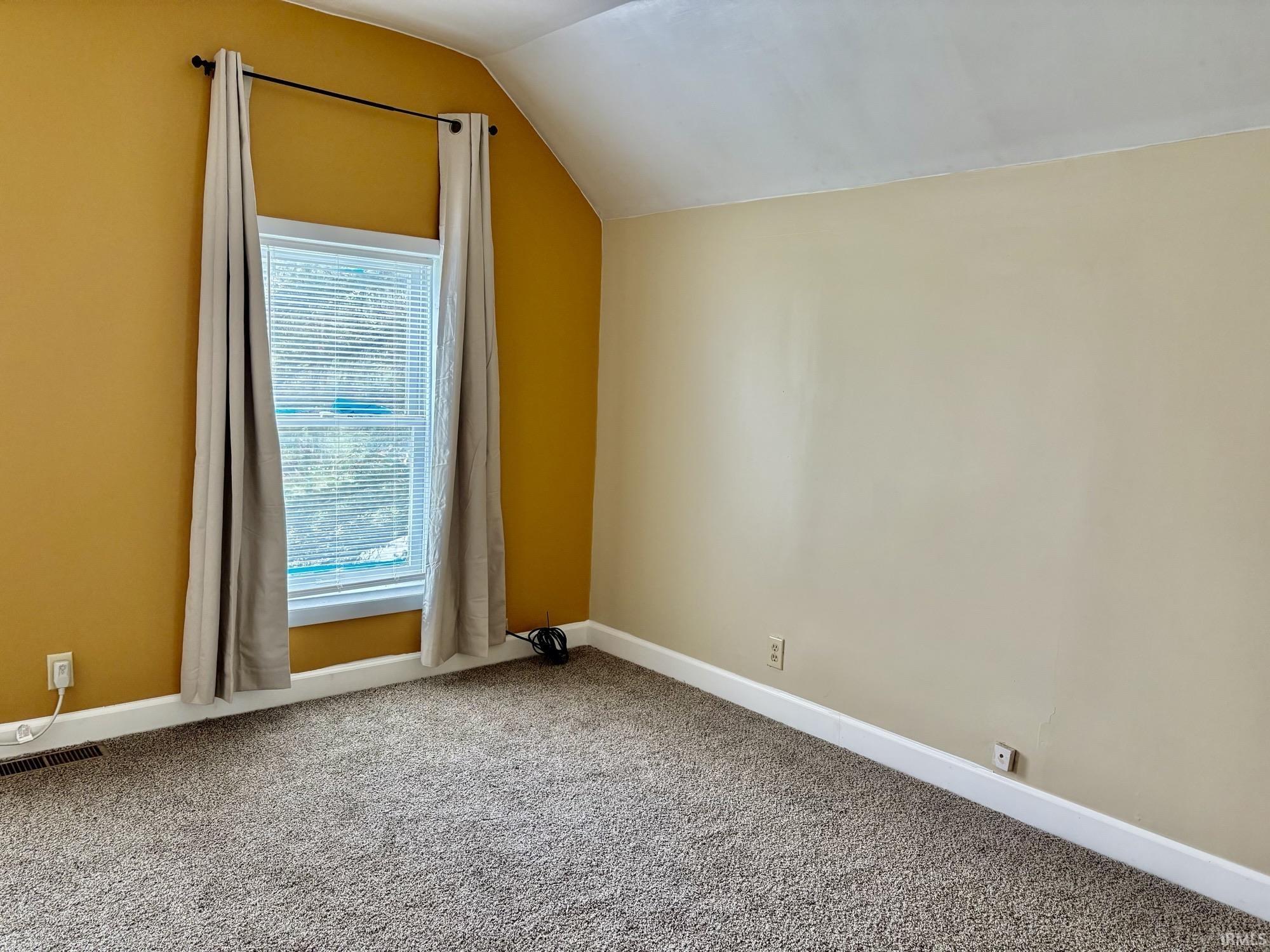 3902 South Meridian Street Marion, IN 46953 - Photo 17 of 26