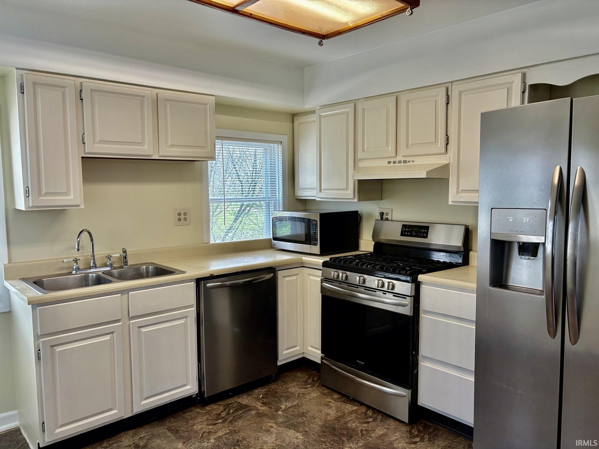 3902 South Meridian Street Marion, IN 46953 - Photo 5 of 26