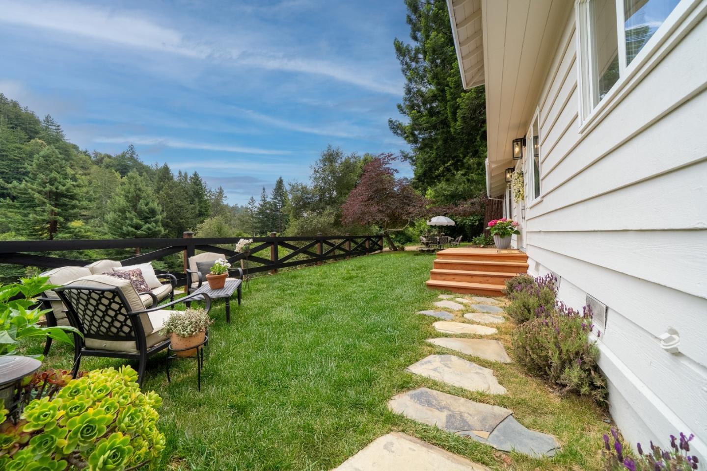 423 Nelson Road Scotts Valley, CA 95066 - Photo 4 of 59