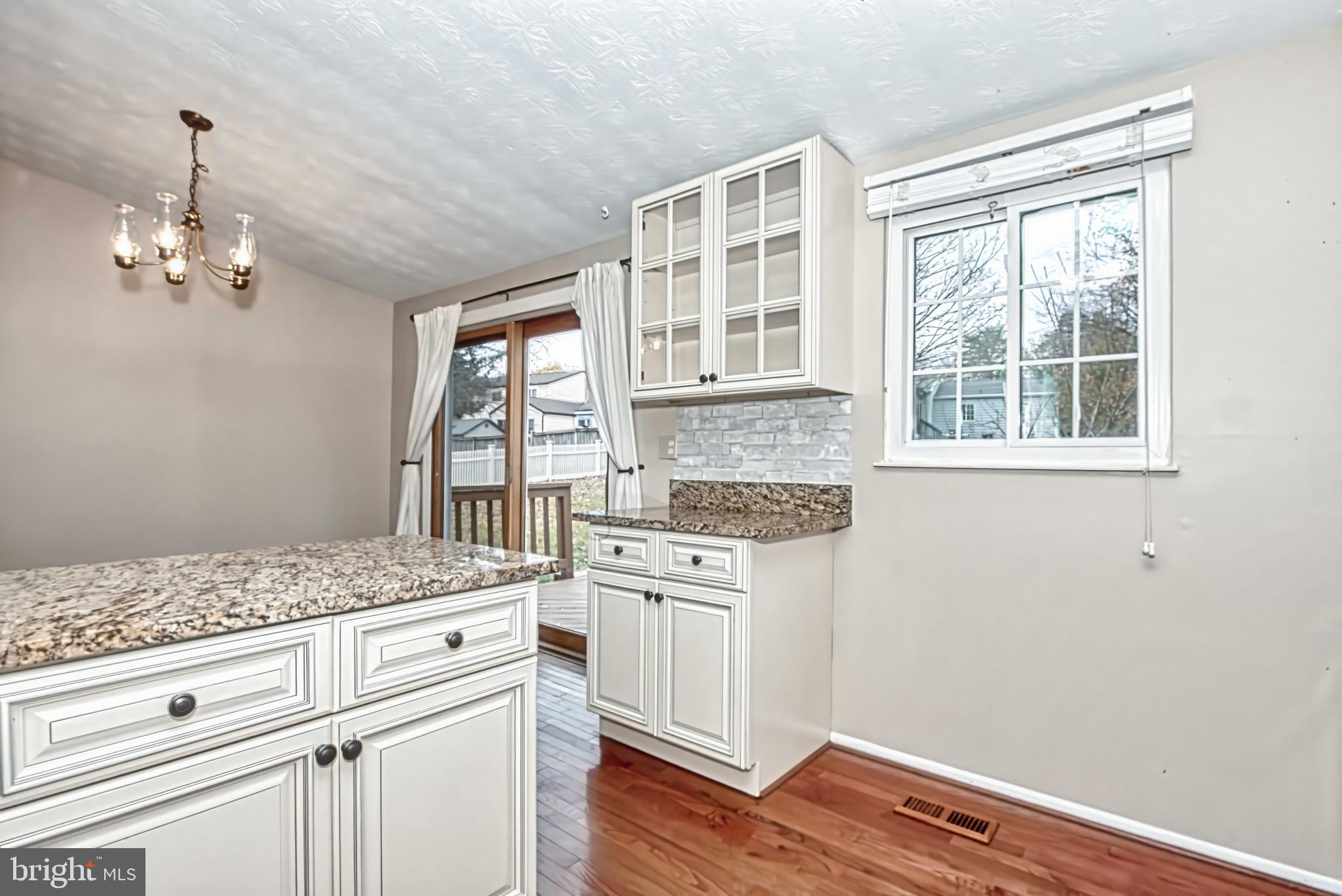 12828 Pinecrest Road Herndon, VA 20171 - Photo 15 of 46