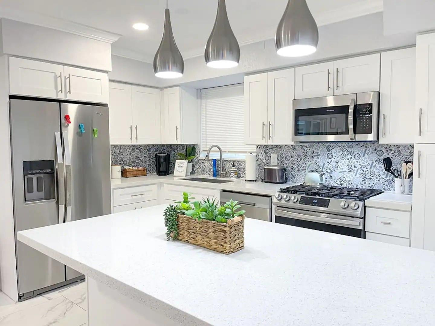 7890 Raleigh Street Hollywood, FL 33024 - Photo 2 of 53 Photo 2