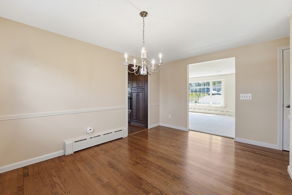35 Richmond Road Ludlow, MA 01056 - Photo 13 of 41