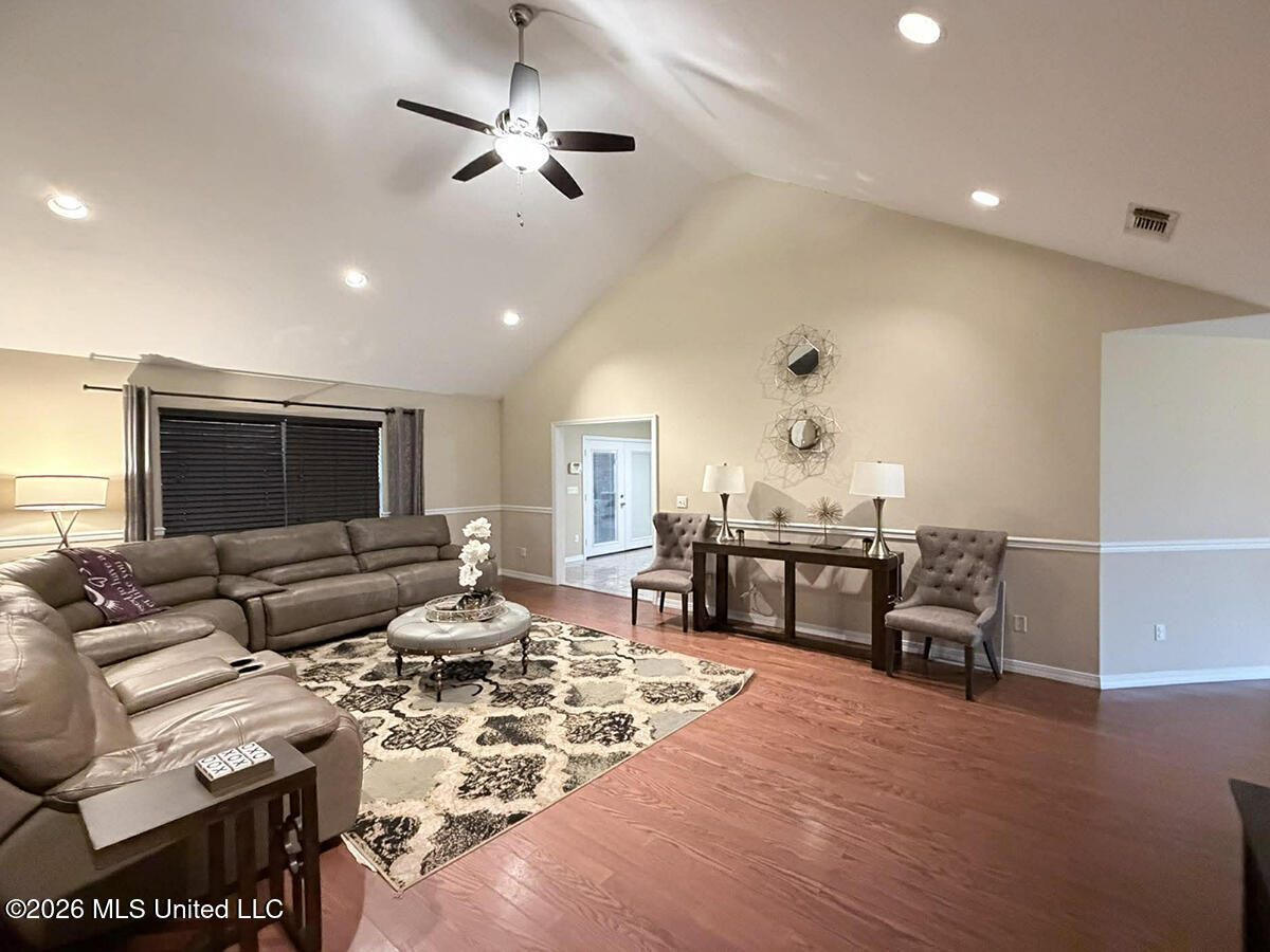 1278 Hillard Howell Road Lucedale, MS 39452 - Photo 8 of 33 1 (6)