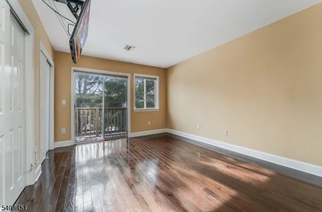 $275,000 | 908 Reed Court, Flemington, NJ 08822