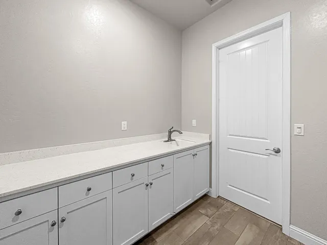 $730,000 | 2941 Loyola Avenue, Clovis, CA 93619