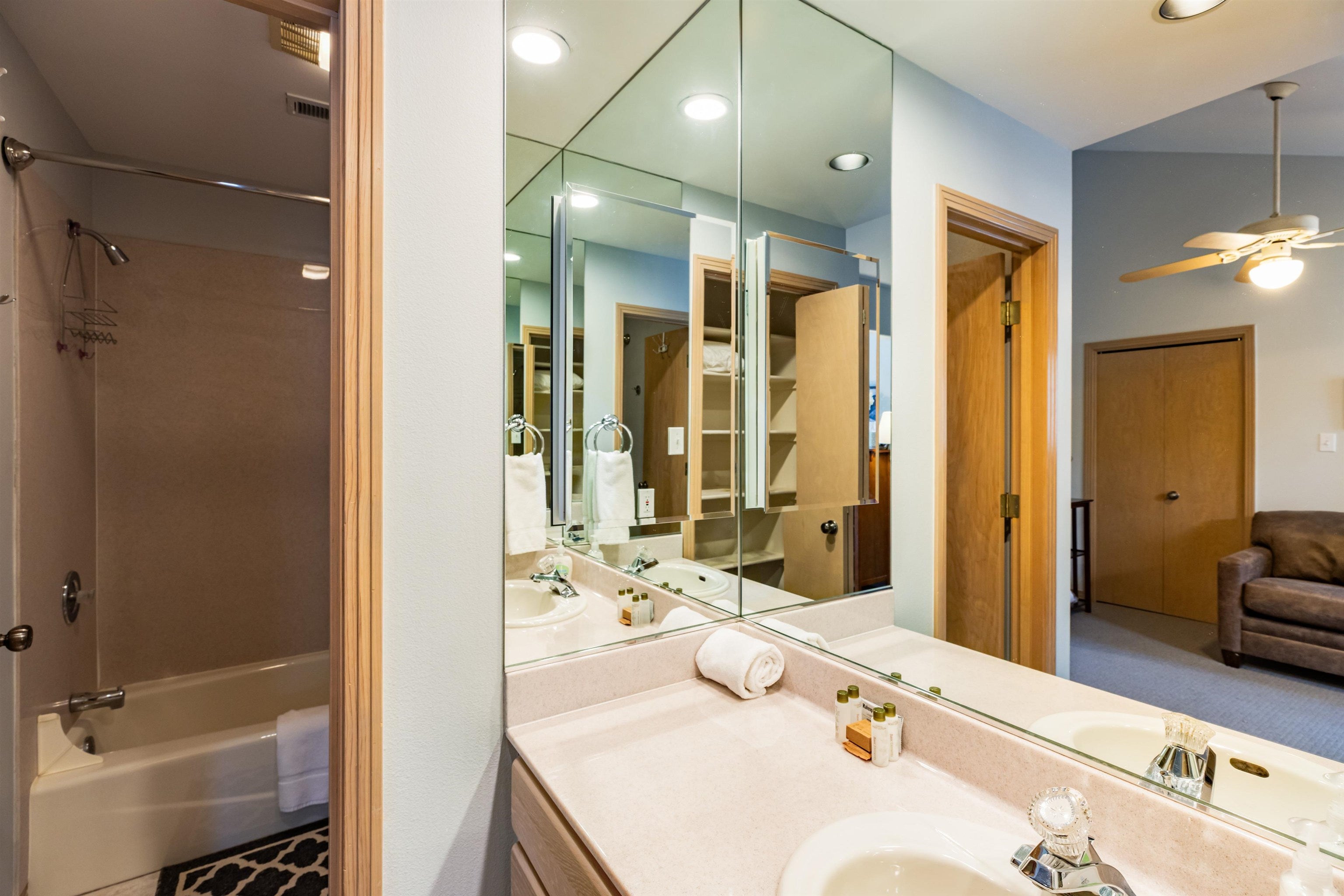 40 Mammoth Mountain Road, Unit 14 Angel Fire, NM 87710 - Photo 19 of 24 Gallery Image 19