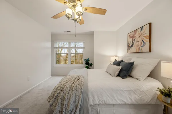 $2,800 | 6111 Wigmore Lane, Unit F, Alexandria, VA 22315