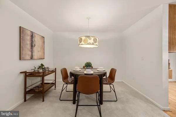 $2,800 | 6111 Wigmore Lane, Unit F, Alexandria, VA 22315