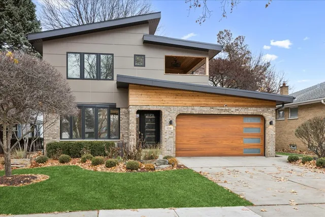 $1,050,000 | 1108 South Maple Avenue, Oak Park, IL 60304