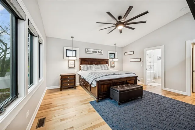 $1,050,000 | 1108 South Maple Avenue, Oak Park, IL 60304