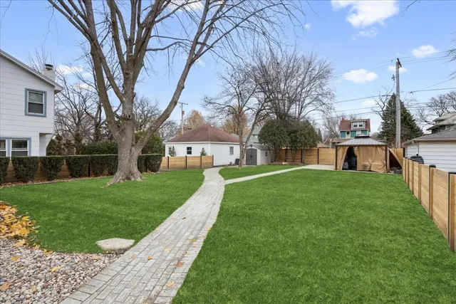 $1,050,000 | 1108 South Maple Avenue, Oak Park, IL 60304