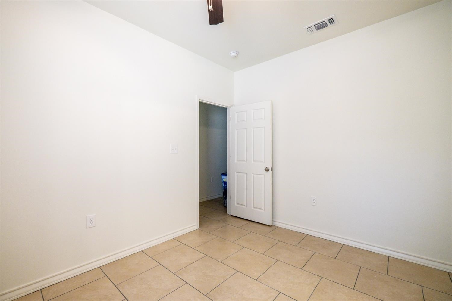 2311 20th Street Lubbock, TX 79411 - Photo 16 of 18 a view of an empty room