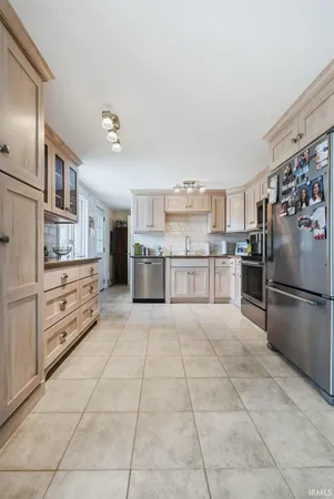 11708 North Ogden Road, North Manchester, IN 46962