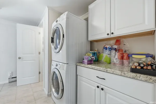 11708 North Ogden Road, North Manchester, IN 46962