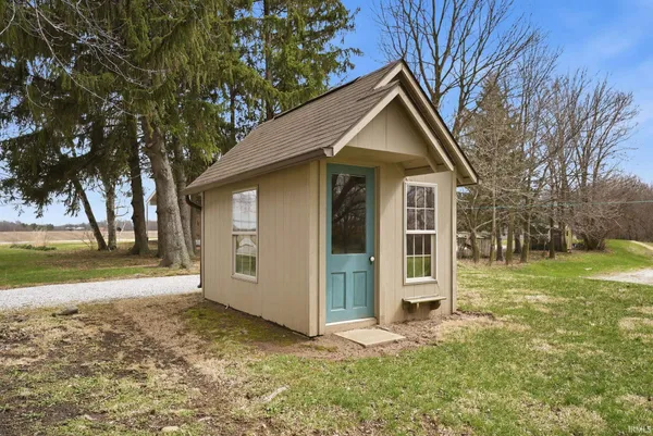 11708 North Ogden Road, North Manchester, IN 46962