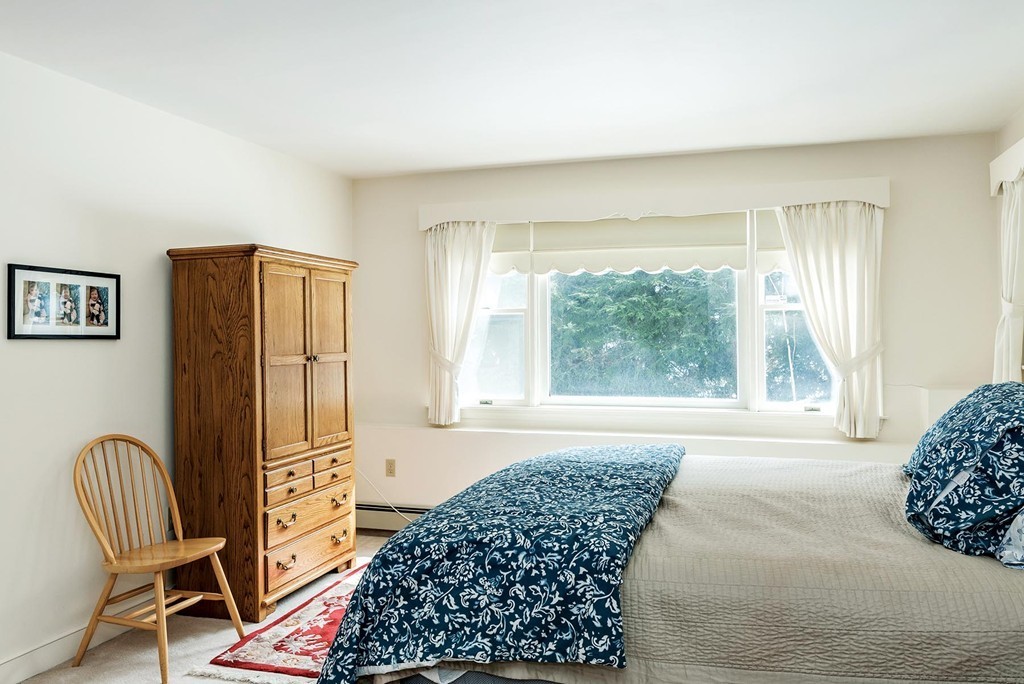 123 Woodcliff Road Brookline, MA 02467 - Photo 11 of 14
