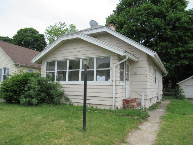 254 Woodcrest Road Greece, NY 14616 - Photo 1 of 1