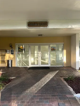 $745,000 | 555 Crandon Boulevard, Unit 43, Key Biscayne, FL 33149