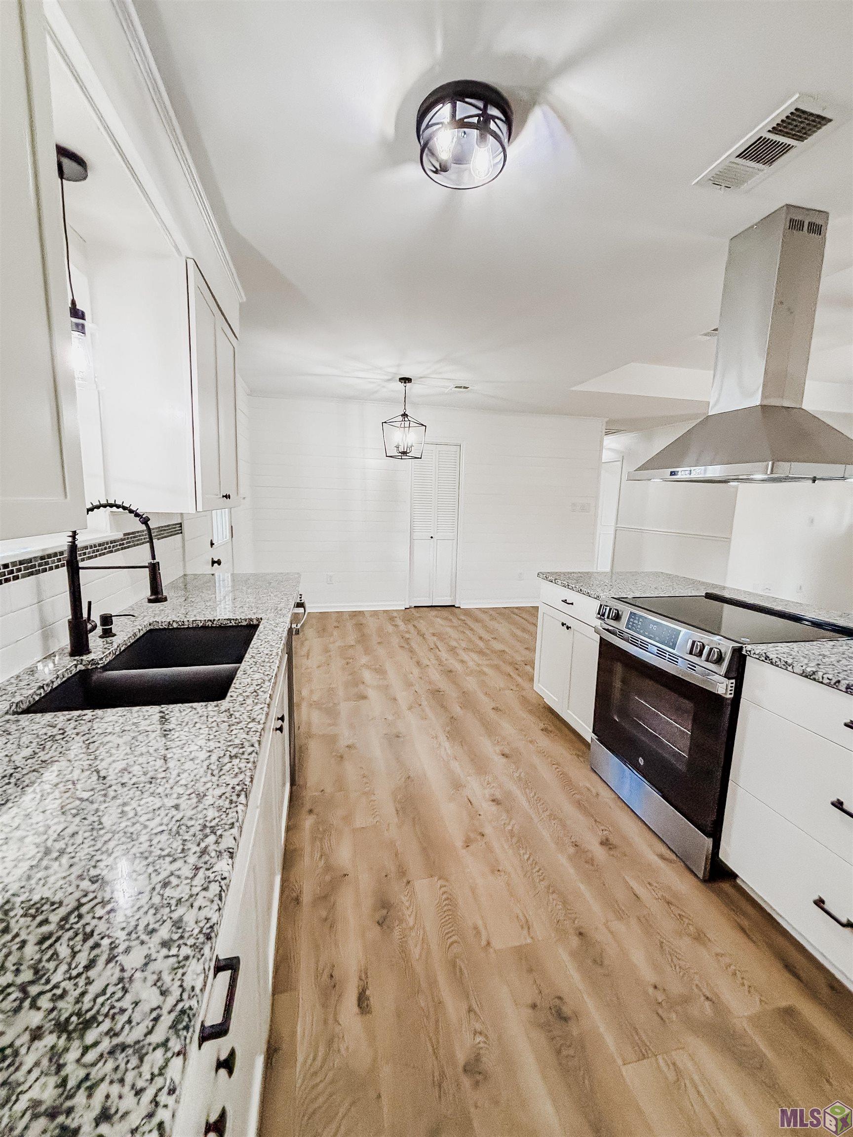 14453 Ridgewood Avenue Prairieville, LA 70769 - Photo 5 of 20