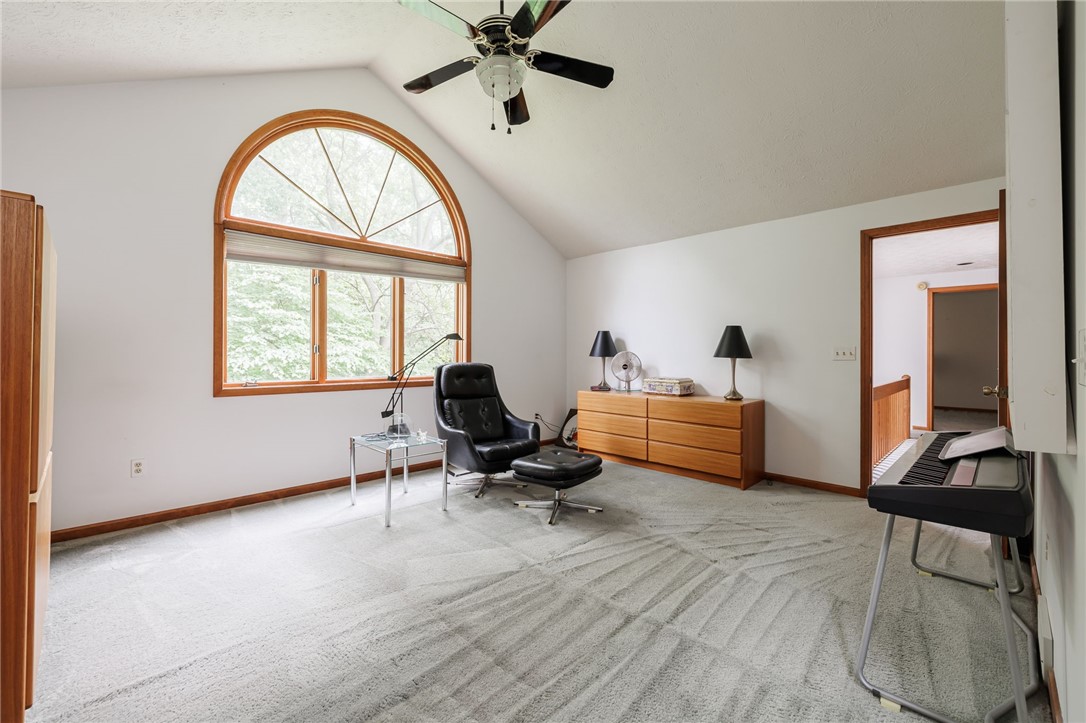 37 Freshfield Rise Perinton, NY 14450 - Photo 23 of 42 Primary suite