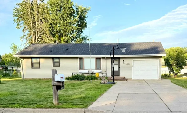 $325,000 | 14896 Cimarron Avenue West, Rosemount, MN 55068