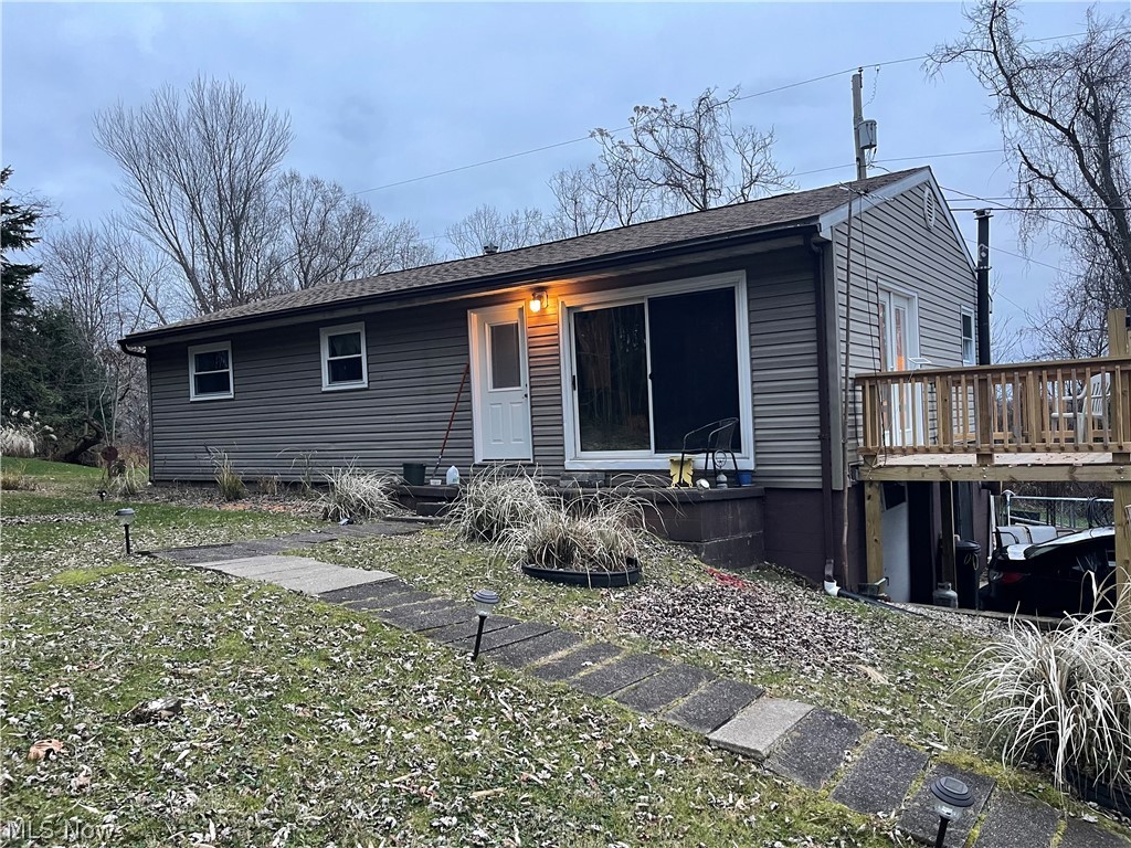 1866 New England Ridge Road Washington, WV 26181 - Photo 1 of 9