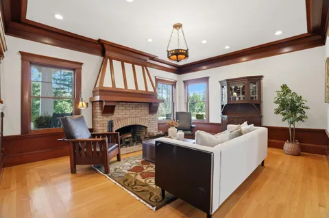 $4,698,000 | 16202 Serena Vista Court, Monte Sereno, CA 95030