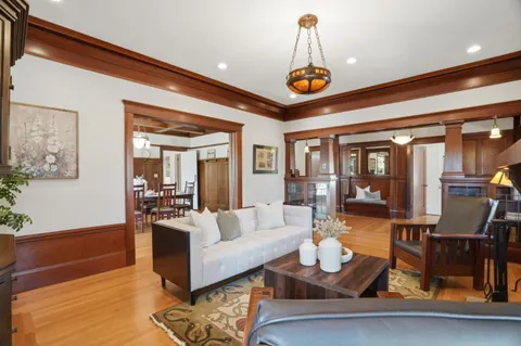 $4,698,000 | 16202 Serena Vista Court, Monte Sereno, CA 95030