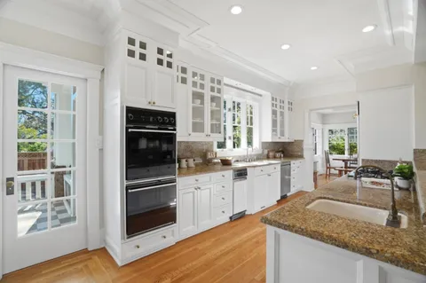 $4,698,000 | 16202 Serena Vista Court, Monte Sereno, CA 95030