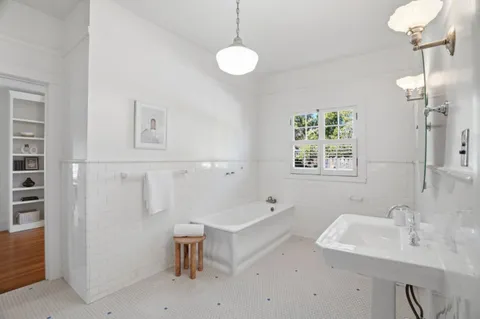 $4,698,000 | 16202 Serena Vista Court, Monte Sereno, CA 95030