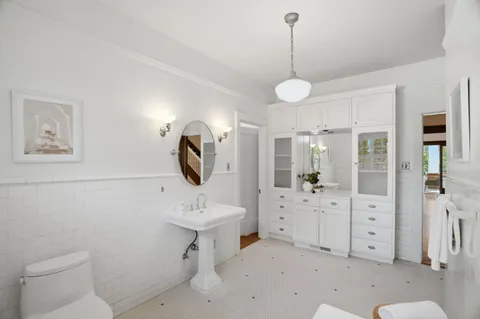 $4,698,000 | 16202 Serena Vista Court, Monte Sereno, CA 95030