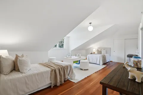 $4,698,000 | 16202 Serena Vista Court, Monte Sereno, CA 95030