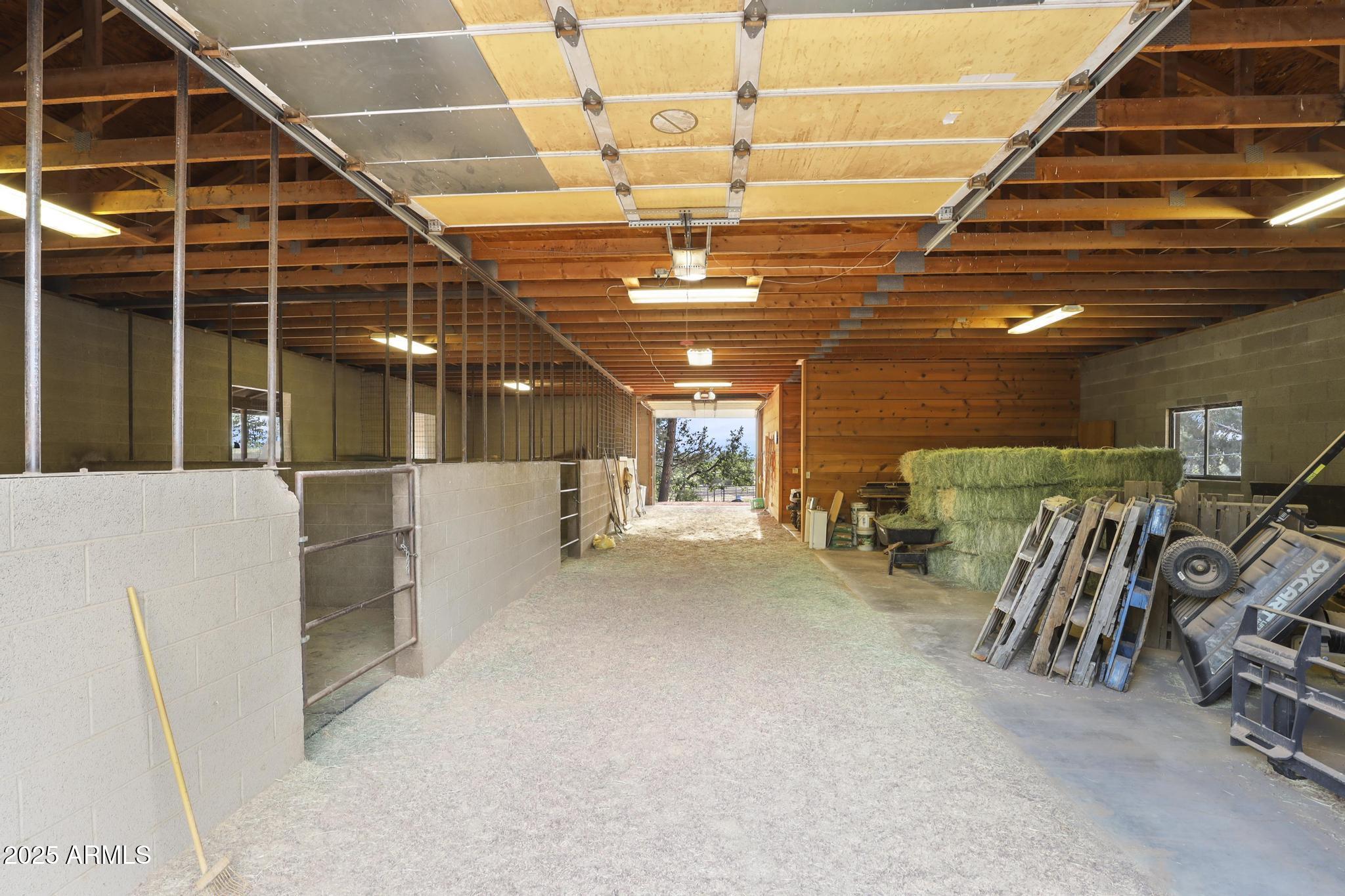 131 West Hunt Ranch Road Pine, AZ 85544 - Photo 38 of 65 a view of a room with gym equipment