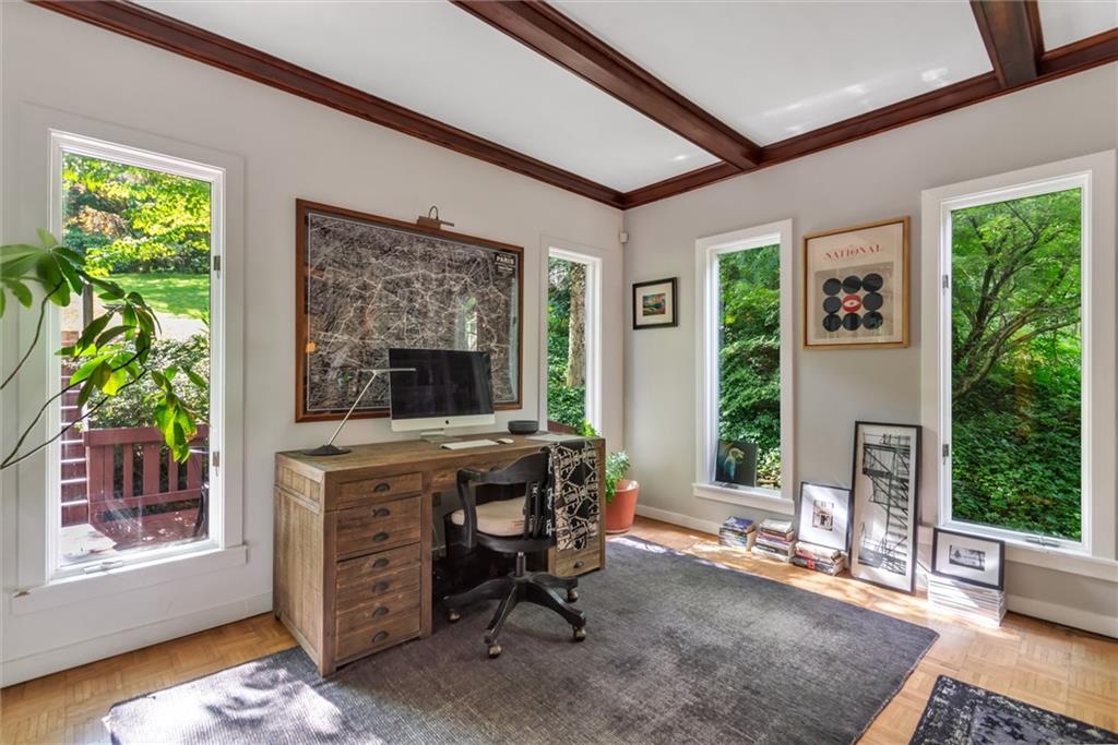227 Woodside Road Pittsburgh, PA 15221 - Photo 13 of 25 Gallery Image 13