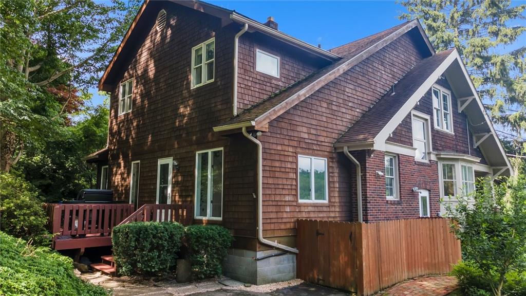 227 Woodside Road Pittsburgh, PA 15221 - Photo 4 of 25 Gallery Image 4